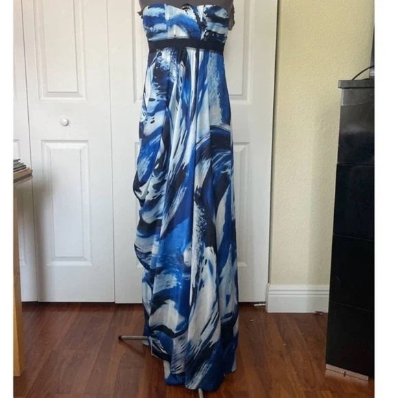 BCBG MAXAZRIA Strapless Cobalt Comb Dress Sz 0 - Picture 2 of 5